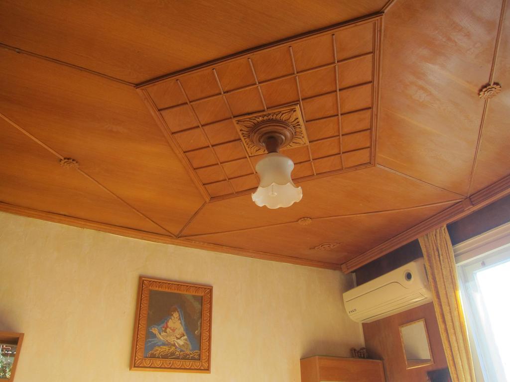 Diana Guesthouse Veliko Tărnovo Exteriör bild